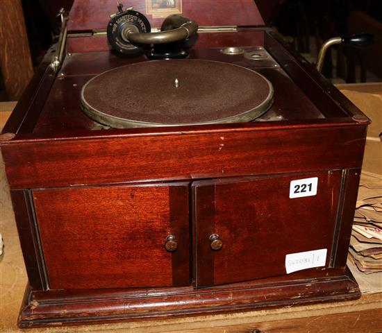 Oak HMV wind-up gramophone & records